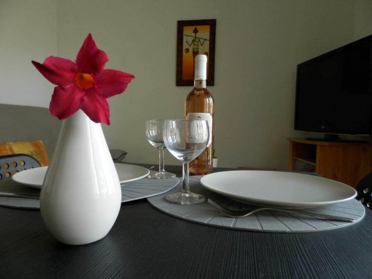 Les Pins . 2 P Calme Et Terrasse Apartman Nizza Kültér fotó